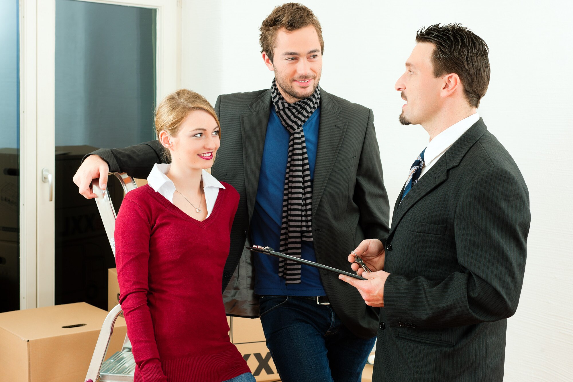 couple home with real estate broker 79405 5980